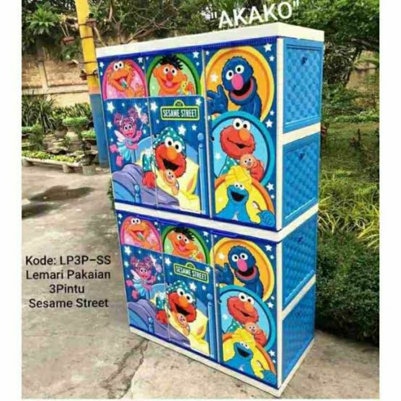 Lemari Pakaian Plastik 3 Pintu Akako LP3P-SS 3P Sesame Street 3Pintu