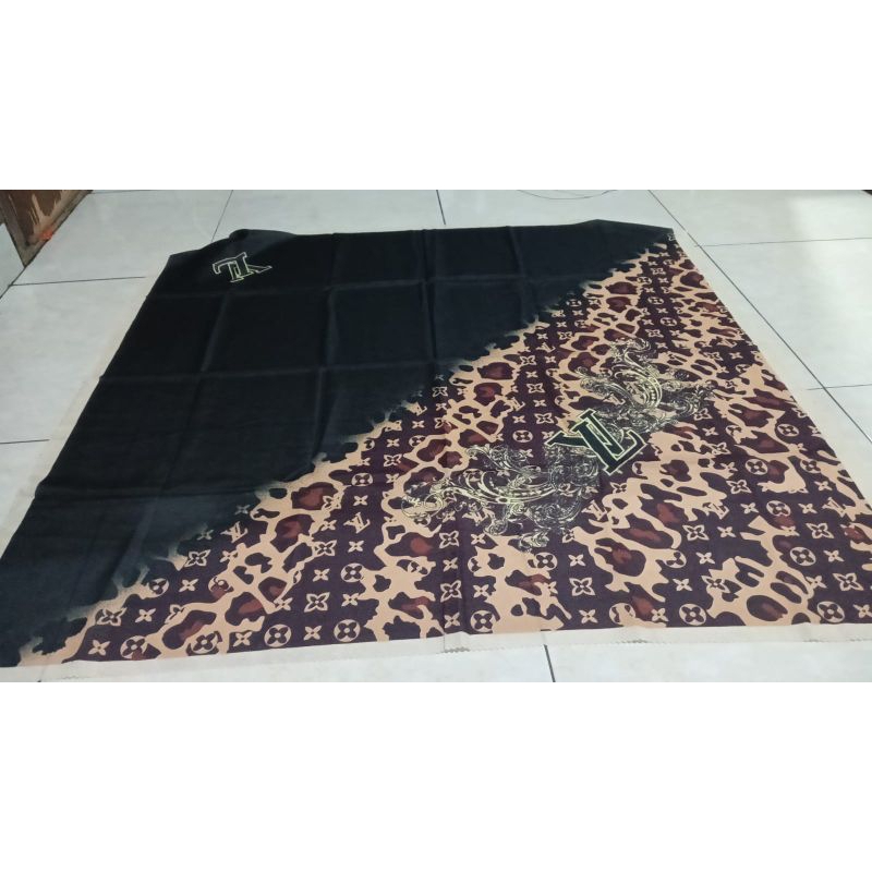 HIJAB MOTIF BAHAN VOAL PREMIUM