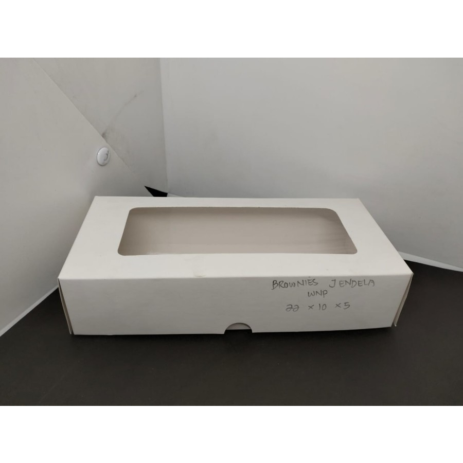 

10pcs KOTAK BROWNIES BOX PUTIH MIKA 22X10X5 CM IVORY LAMINASI 365 GSM