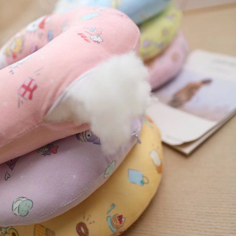 BANTAL LEHER CINNAMOROLL KUROMI MELODY HELLO KITTY POMPOMPURIN LITTLE TWIN STARS KIKI LALA NECK PILLOW