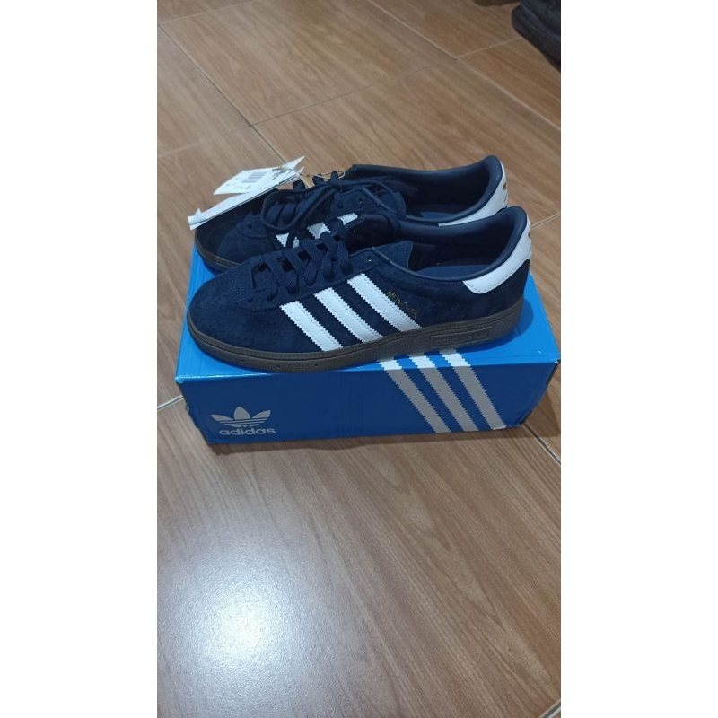 Adidas munchen navy