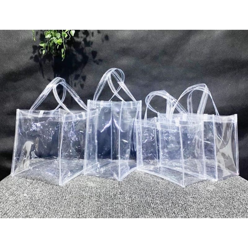 

Tas Mika PVC Polos Goodiebag Hampers Souvenir Ulang Tahun Transparant Bening Murah