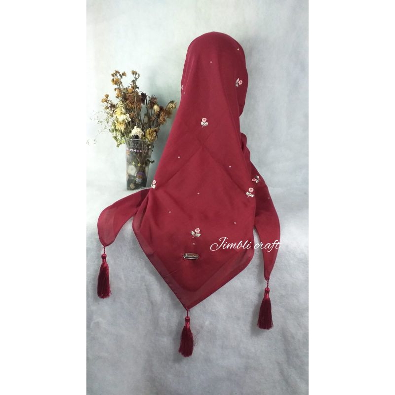 hijab sulam tasel/ hijab sulam permata/ hijab bordir permata/ jilbab Paris sulam/ hijab Paris segiem