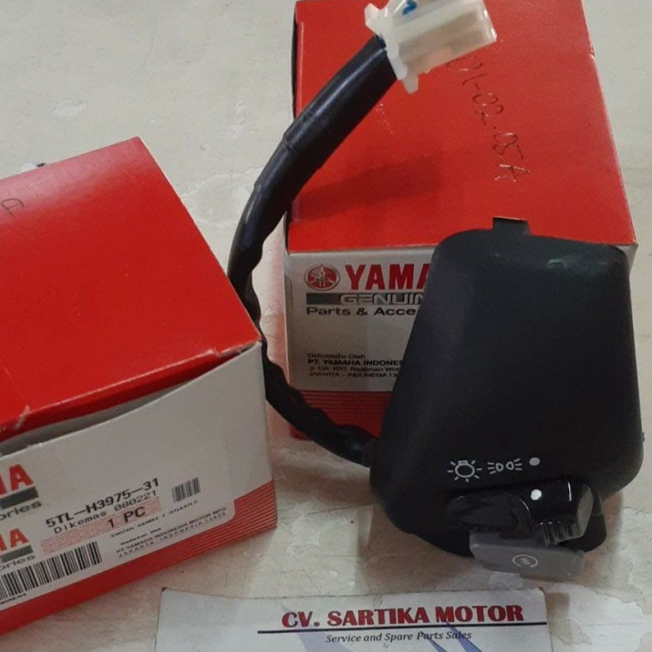 Saklar Kanan Mio 2010 / SWITCH, HANDLE 2 (5TL6,5TL7) / 5TL-H3975-31