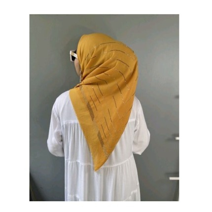 hijab segi empat payet / hijab segi empat voal / hijab segi empat premium / hijab segi empat polos /