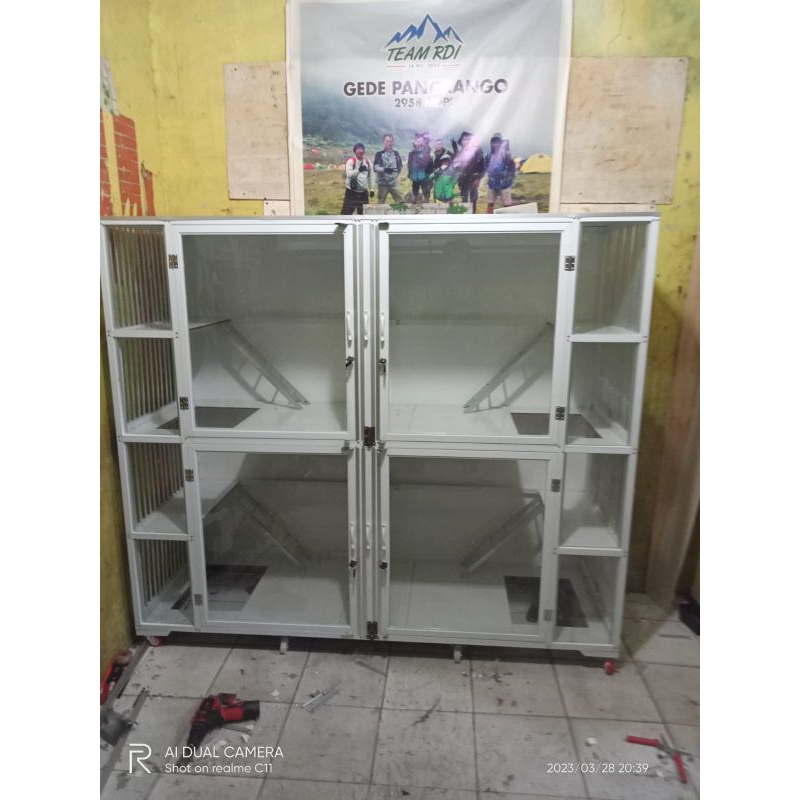 Kandang Kucing Alumunium Sultan 4 Kamar