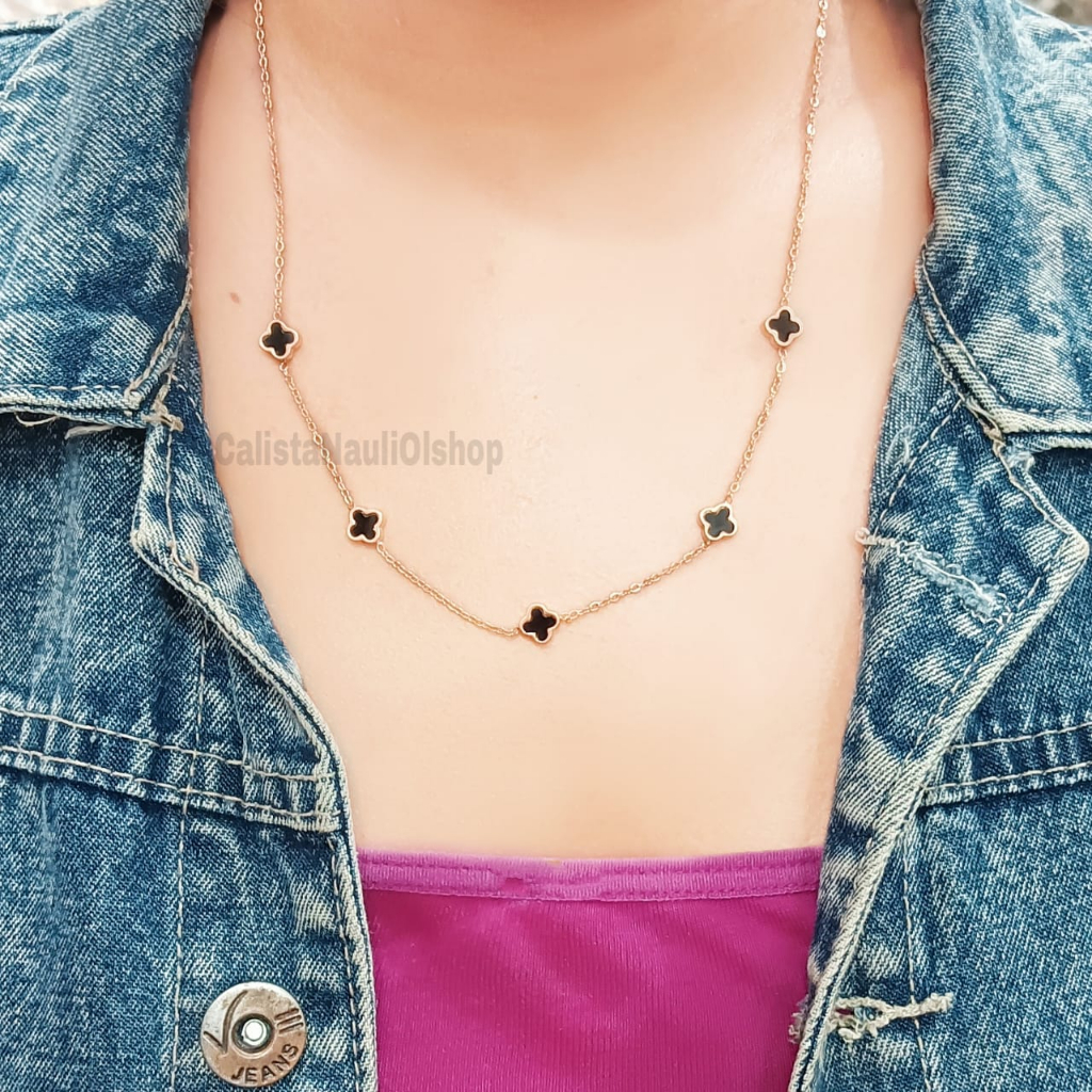 Kalung Titanium clvr bolak balik Bunga 6mm Blck  Fashion Korea Anti Karat Dan Anti Luntur (COD)