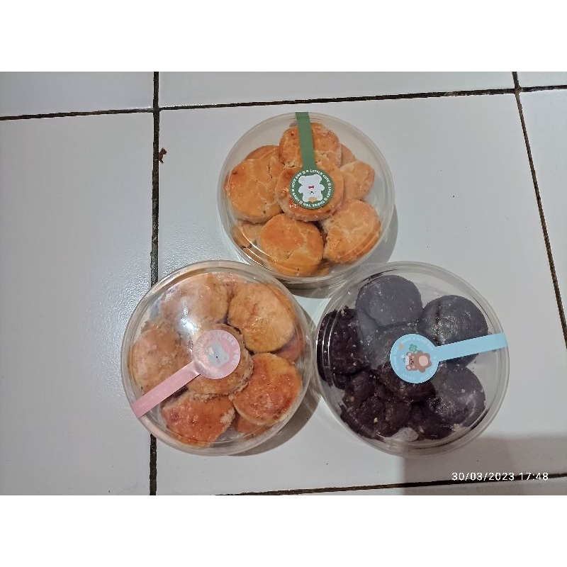 

Kue Kacang Kemasan Toples 250gr