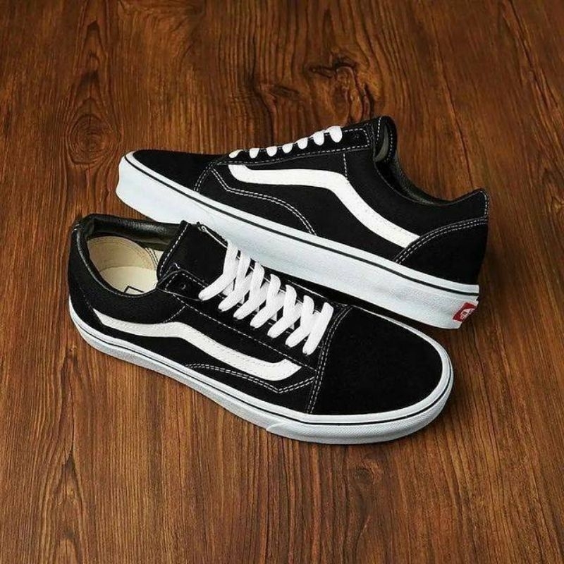 Sepatu wanita old skool overt comfycush size 36 - 40