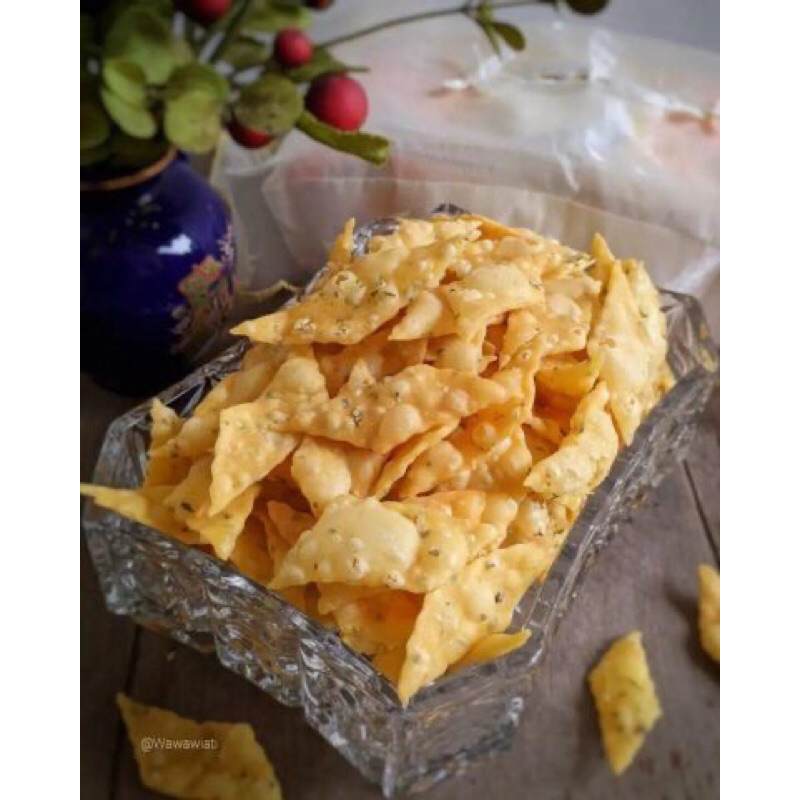 

Keripik Bawang Renyah Dan Nikmat Bye Rellin Cake