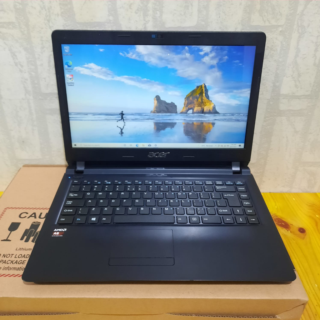 Laptop Acer Aspire Z3-451 Amd A8-7410 RAM 8/500Gb BERGARANSI