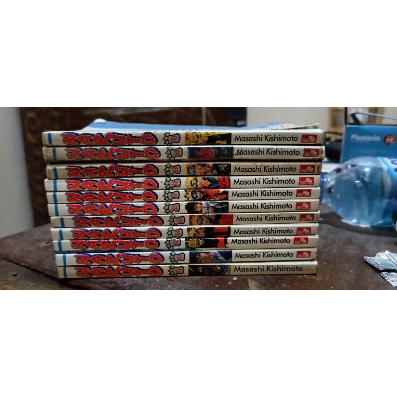 Komik Naruto bekas