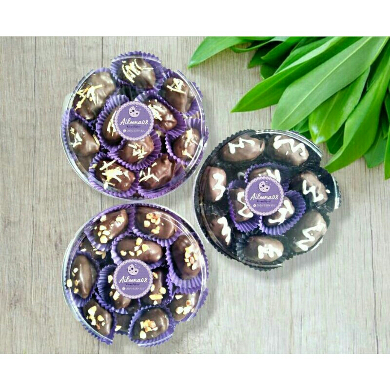 

Kue Kering/kue lebaran kurma coklat dengan varian isi dan topping keju,kacang,coklat (250gr)