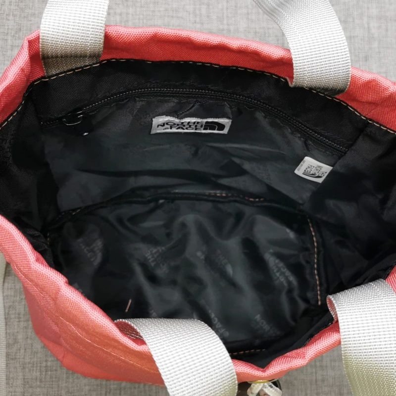 The North Face Bucket Bag Full Tag