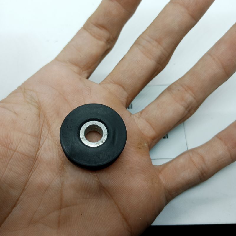 karet body + bosh M8 original