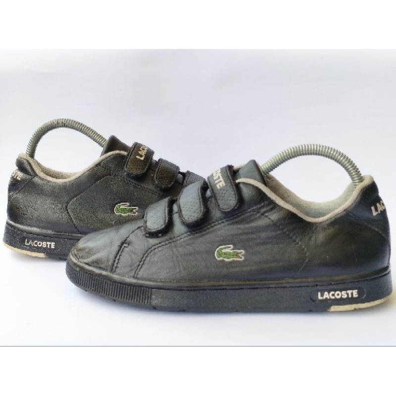 Sepatu Sneakers Lacoste Black Leather Velcro Original (Preloved) (Second)
