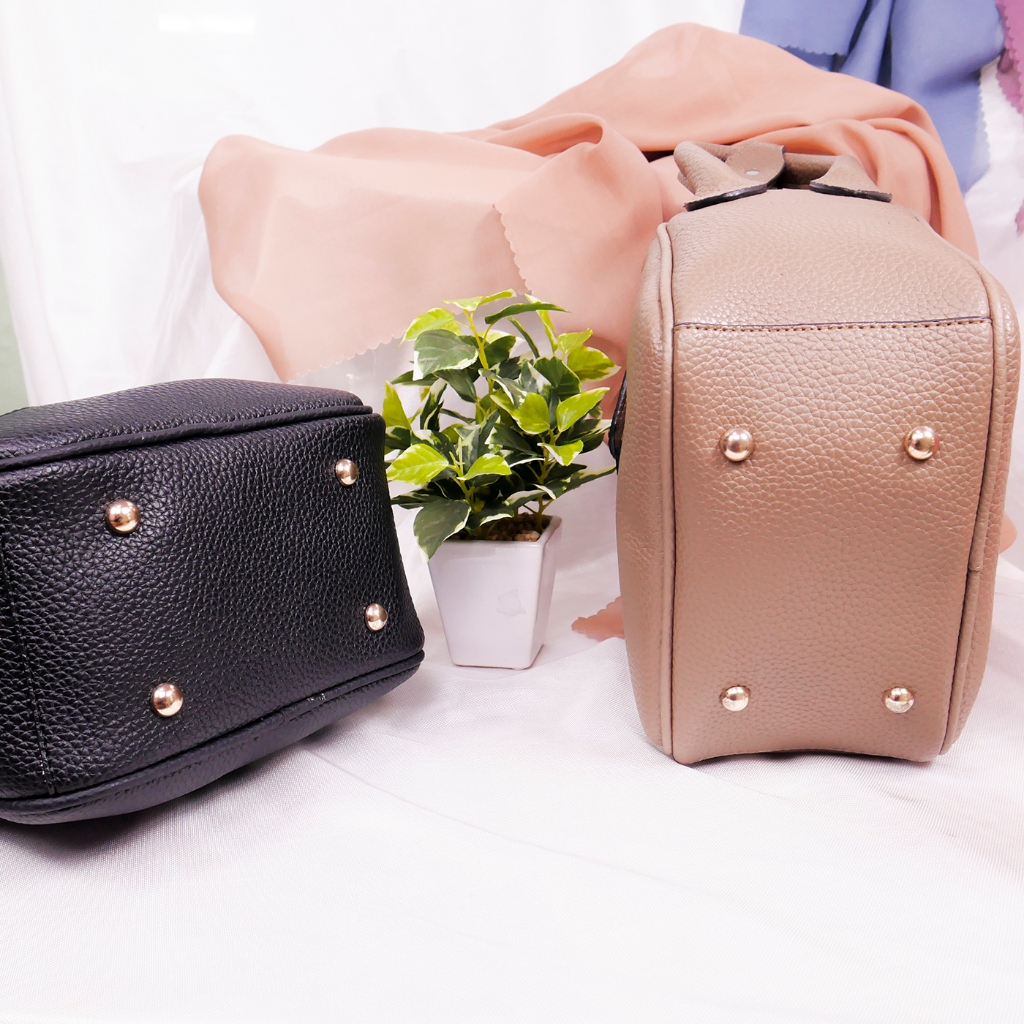 Bernxs Aluna Sling Bag / Tas Wanita Selempang