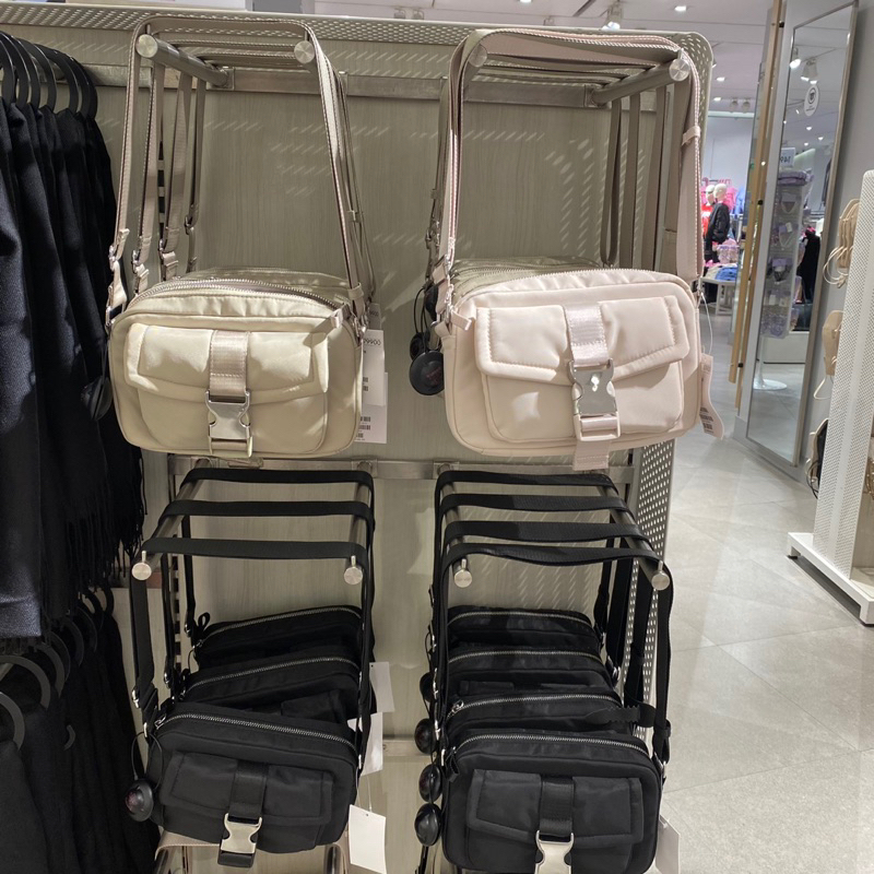 Tas /Sling bag H&M Original Store