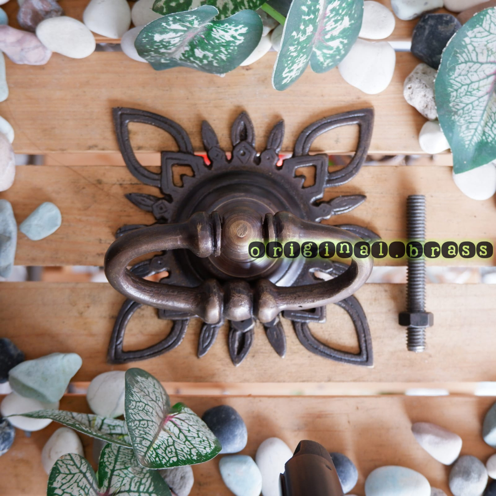 HANDLE KUNINGAN SIZE 12cm x 12cm DIAMETER 17cm HANDLE GEBYOK GAGANG PINTU RUMAH