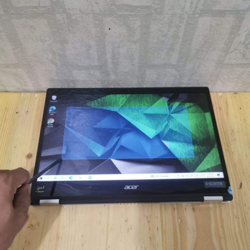 Laptop 2 in 1 Acer Spin 3 Series || SP314-54N, (Touchscreen) Tablet Intel Core i5-1035G1, Gen 10Th Ram 8/256Gb SSD, Layar Flip Backlight