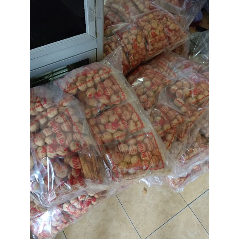 

Kerupuk tengiri khas cilacap