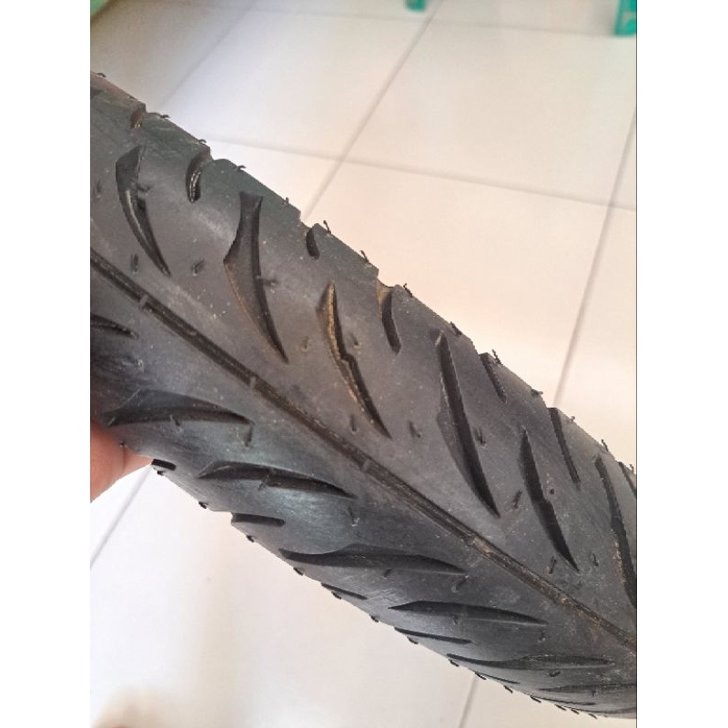 ban luar merk hung A ring 16 uk 70/90