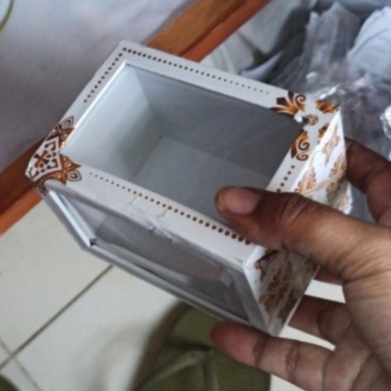 BOX KOTAK KADO ANTAM TEMPAT PERHIASAN LM EMAS BATANGAN LOGAM MULIA BEKAS PEMBELIAN GROSSIRAN