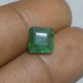 Natural Emerald Beryl Jamrud Zamrud Colombia Original Asli Alam Warna Good Mulus Real Pict Koleksi Batu Permata Akik Safir Rubi Quartz Topaz Moonstone Tourmaline Cat Eye Rutilated Bacan Chalcedony Pesan Emban Ring Liontin perak Swasa Emas Harga Terjangkau