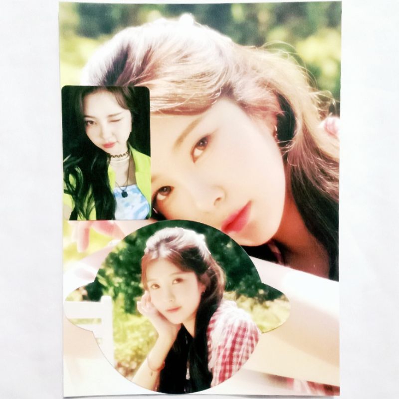 Kep1er Official Fanclub Fankit 1st Kep1ian Box + Photobook + Game Board + Players + Manual + Dice + 