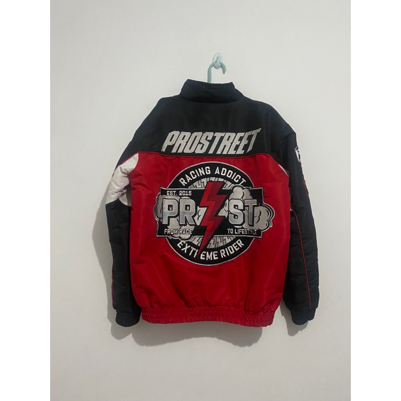 prostreet thunderbolt red
