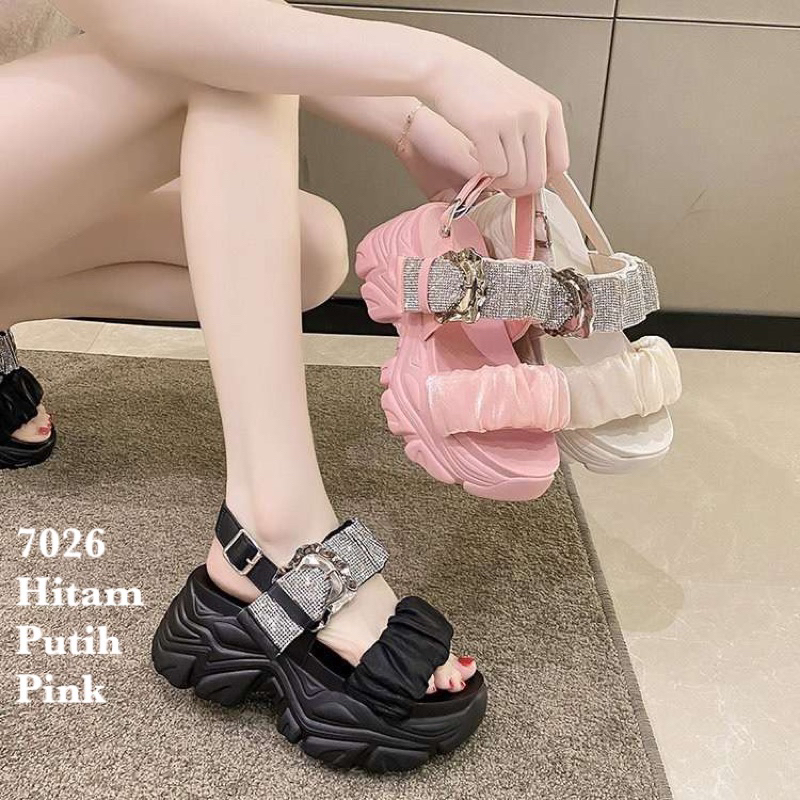 SANDAL WEDGES WANITA   KOREA 7026