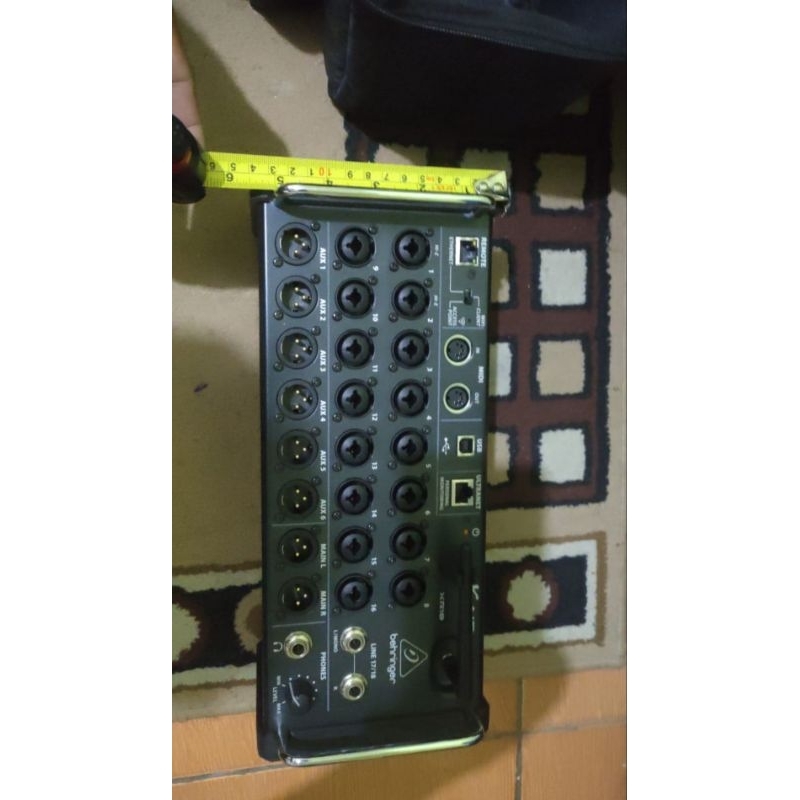behringer xair xr 18 second