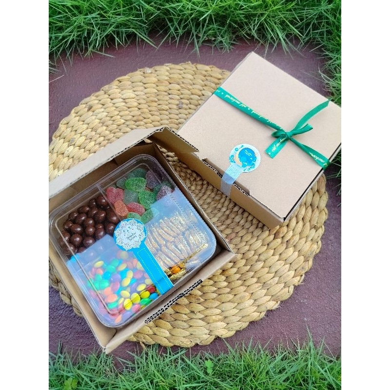 

HAMPERS/PARCEL LEBARAN IDUL FITRI