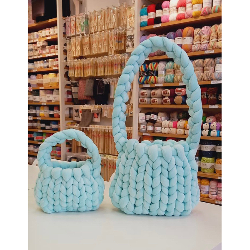 Hisperingin_ Benang Jumbo Velvet Yarn