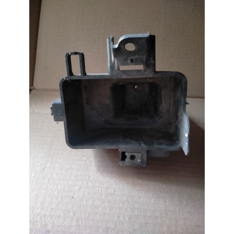 COVER AKI DUDUKAN AKI HONDA SPACY FI ORIGINAL