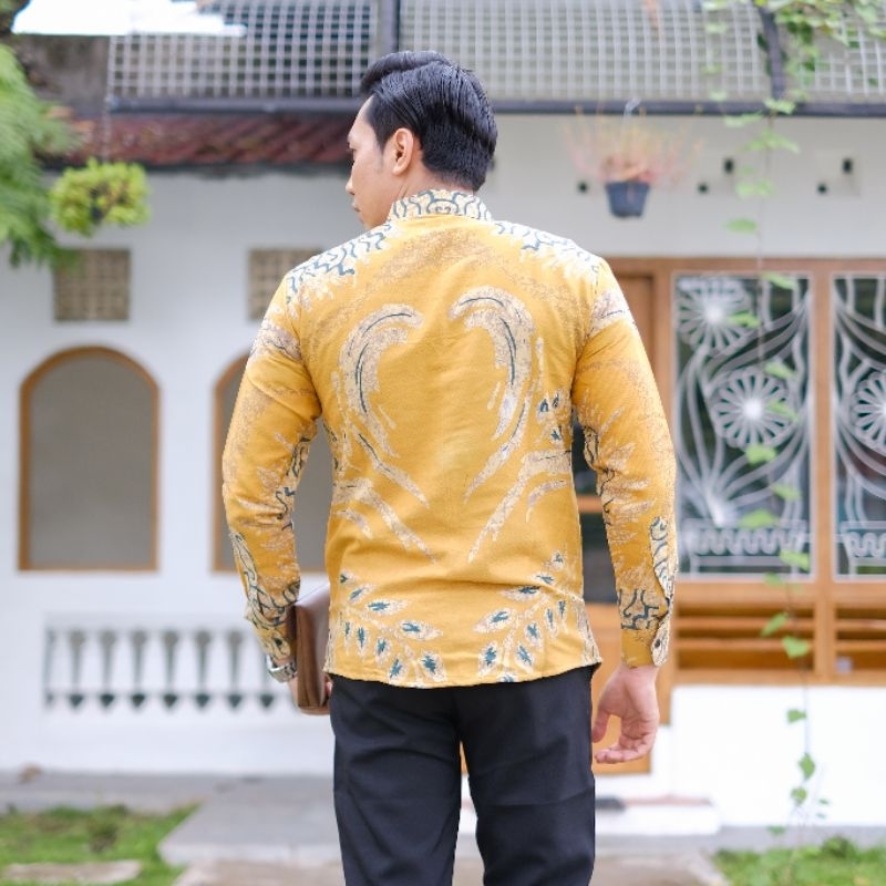 Kemeja Batik Pria Bahan Dobby Warna Kuning Eksklusif Kertojoyo New Terbaru Slimfit