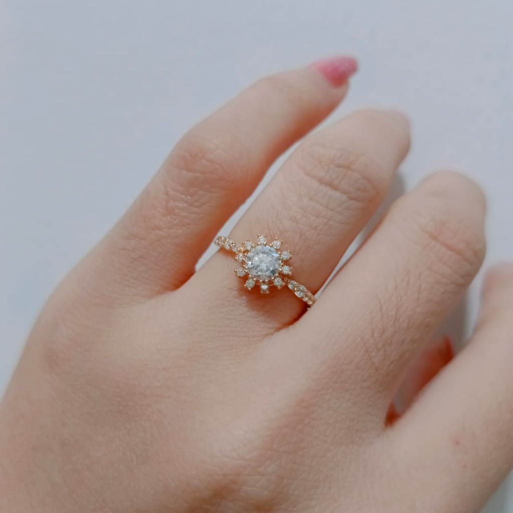 cincin permata susun bunga matahari emas asli
