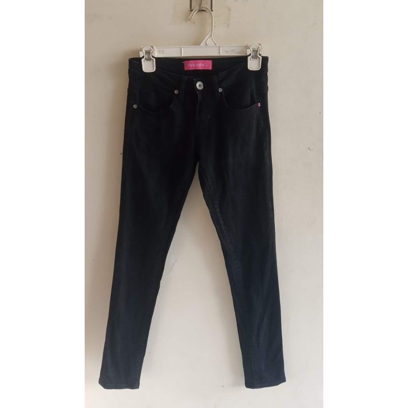 PL CELANA JEANS HITAM