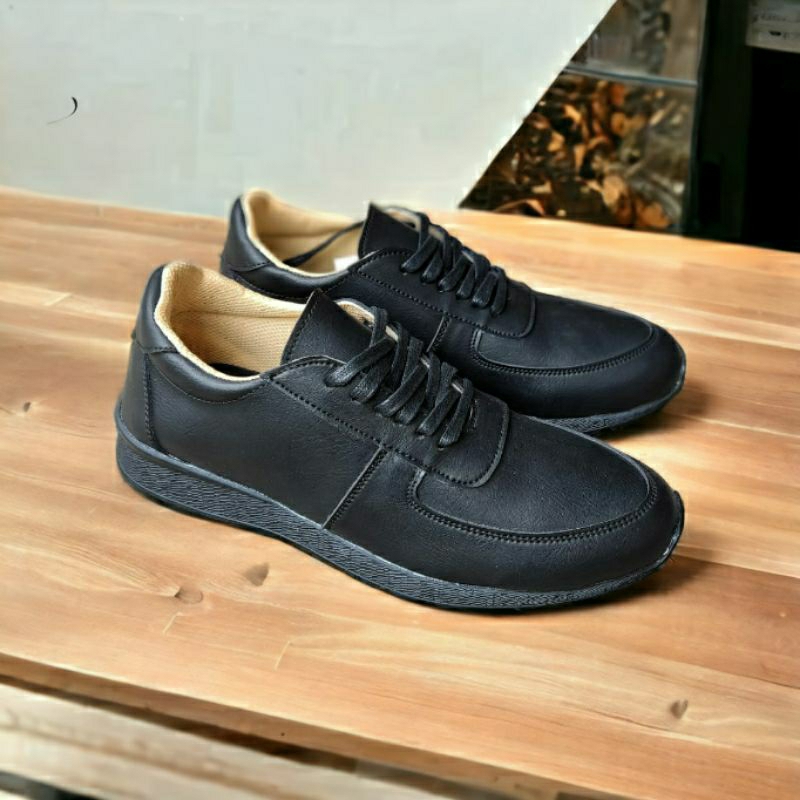 Sepatu Formal Pria Hitam Kerja Casual Kulit Original Mademax