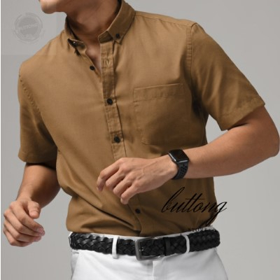 kemeja polos cowok / kemeja polos cowok kantoran / kemeja polos lengan pendek coklat / kemeja cowok 