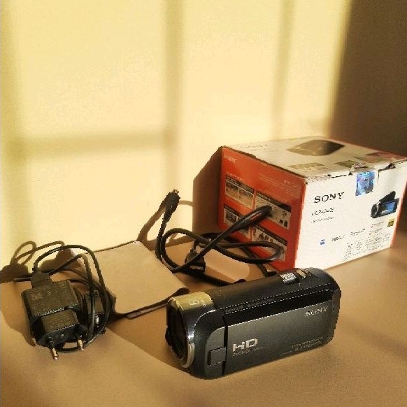 Handycam Sony HDR-CX405 (Second)