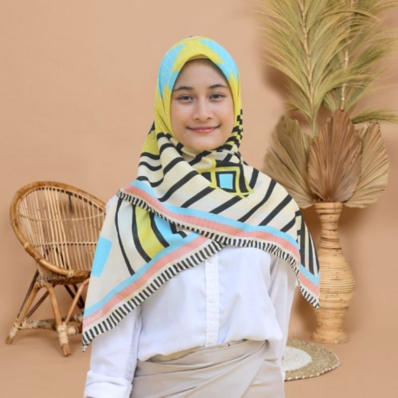 KERUDUNG SEGI EMPAT HIJAB JILBAB MOTIF BUENO NAVY LEMON TERBARU TERLARIS PREMIUM