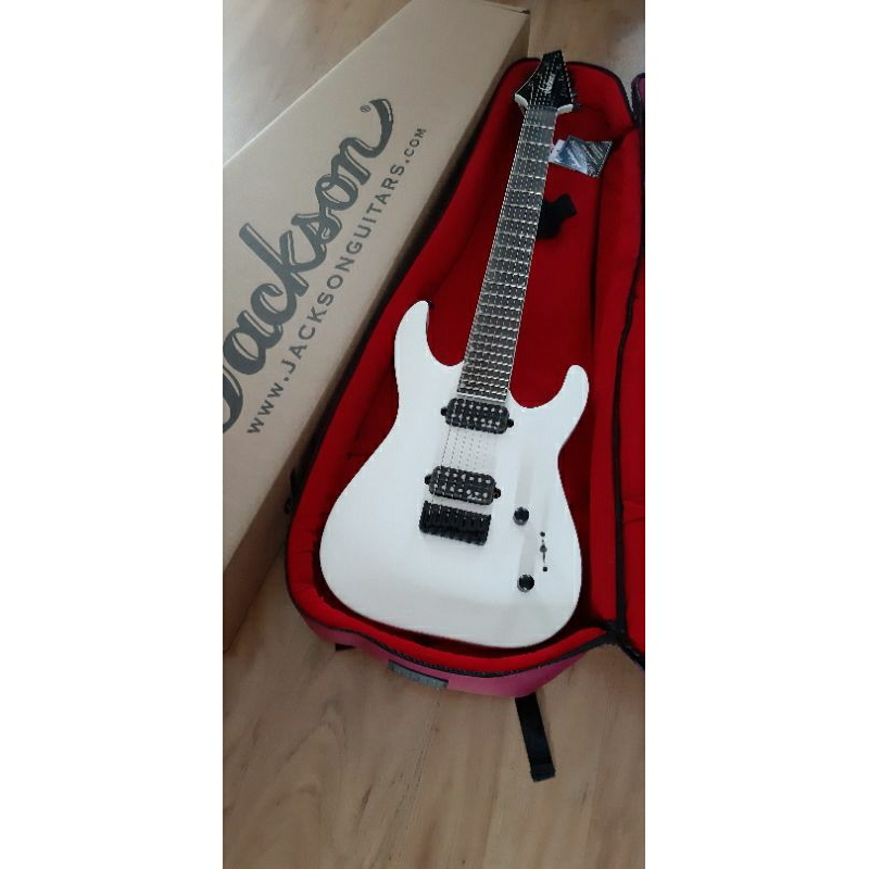Jackson Guitar Dinky JS32-7 HT in Snow White Color
