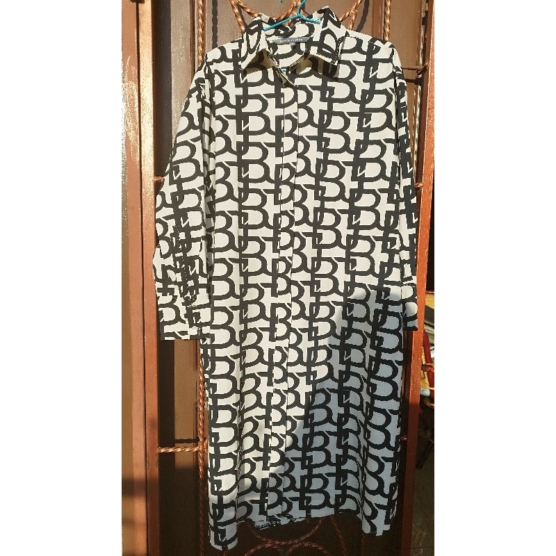 Preloved size L tunik monogram benang jarum