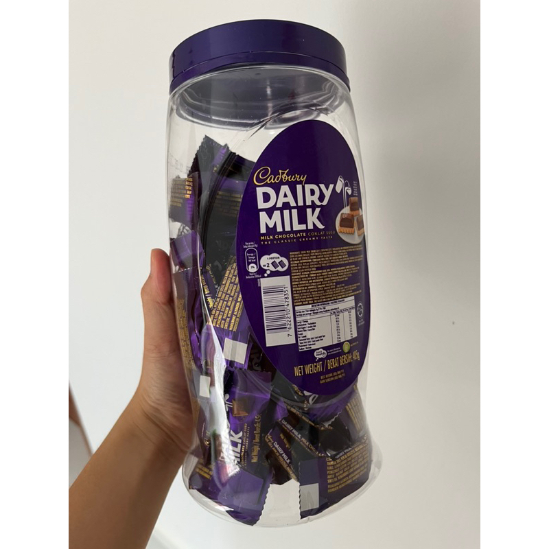 

CemilanBintan ( Cadburry dairy milk toples 405gram) malaysia