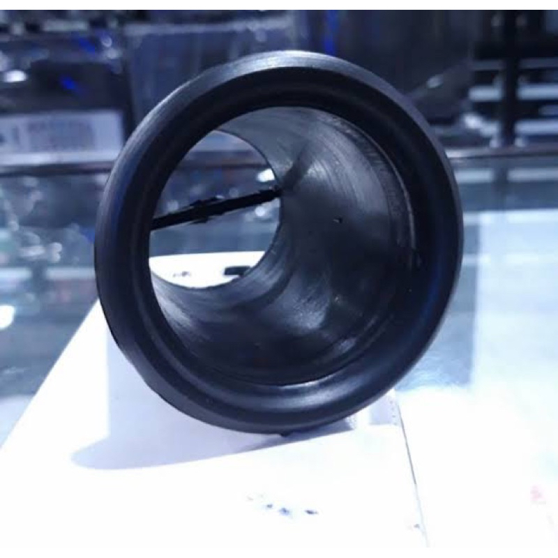 Lubang angin speaker tambahan