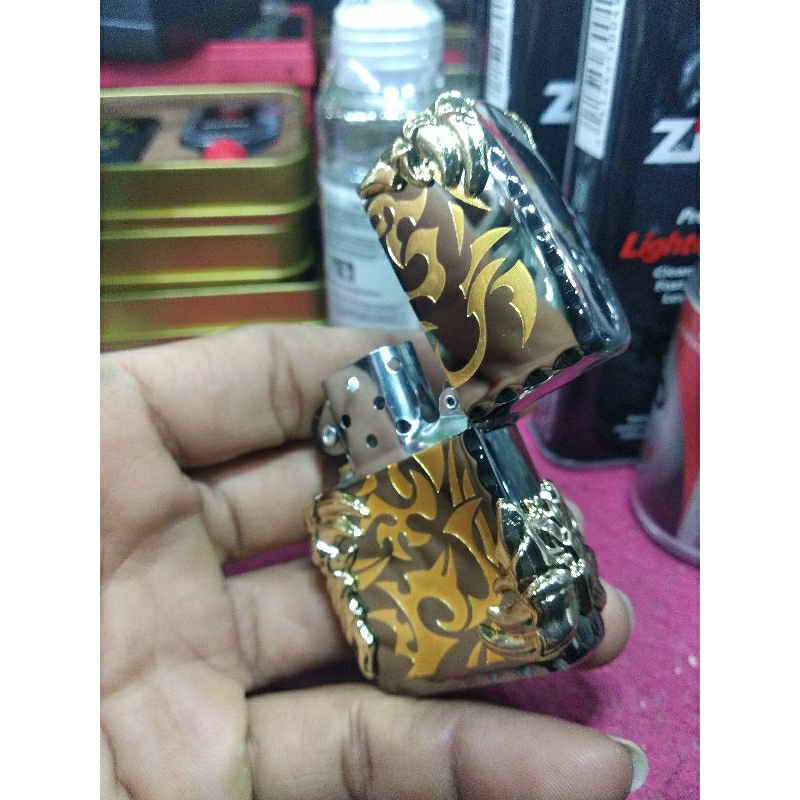 Korek zip Cakar Naga