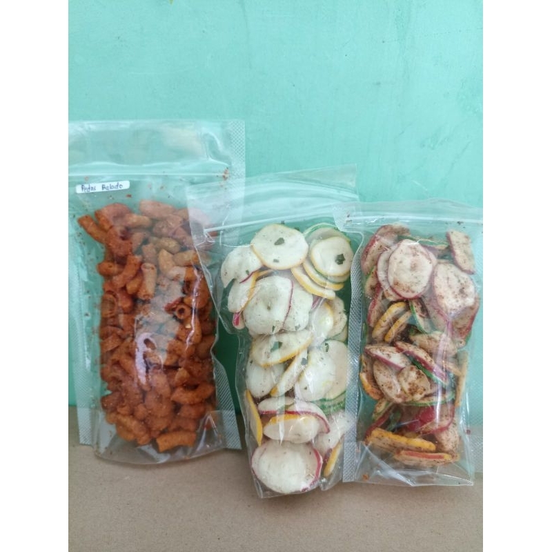 

paket bundling keripik dan makaroni