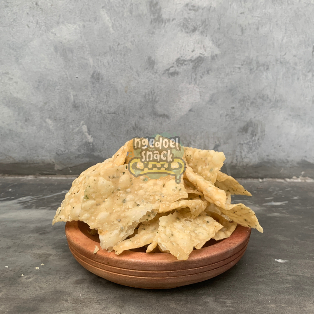 

Keripik Pangsit / Pangsit Daun Jeruk / Keripik Pangsit Daun Jeruk Ngedoel
