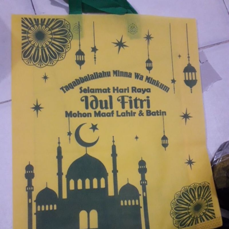 

Tas Lebaran Uk 38x45 ( Per pcs )